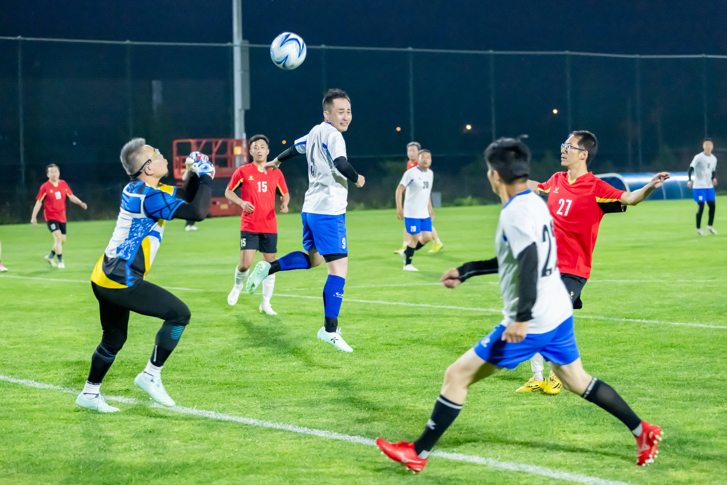 森的强力攻 森的强力攻