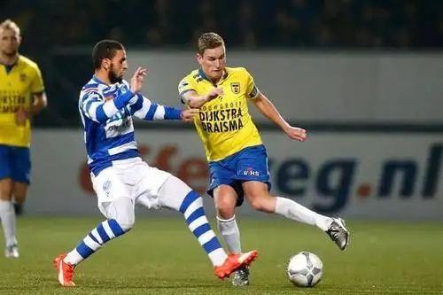 他们在中场 他们在中场