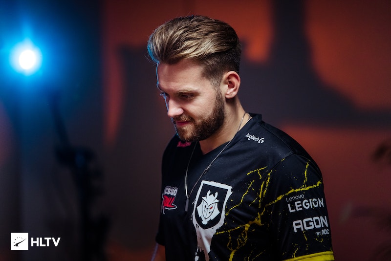 强突与分球 强突与分球